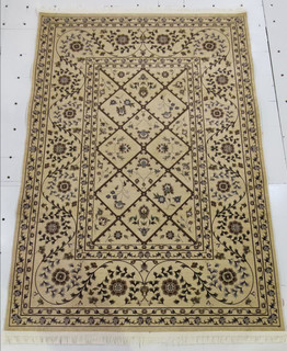 فرشینه چاپی جنس مخمل طرح کلاسیک کد FA-138